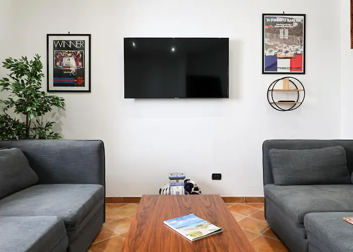 Goodstay Central Suite -Terrace & Charme-